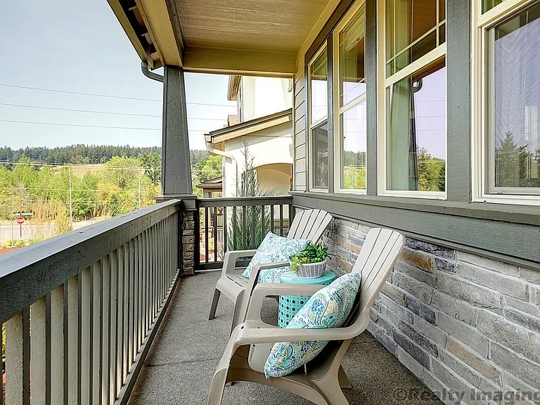 12958 SW River Terrace Blvd — Photo 3