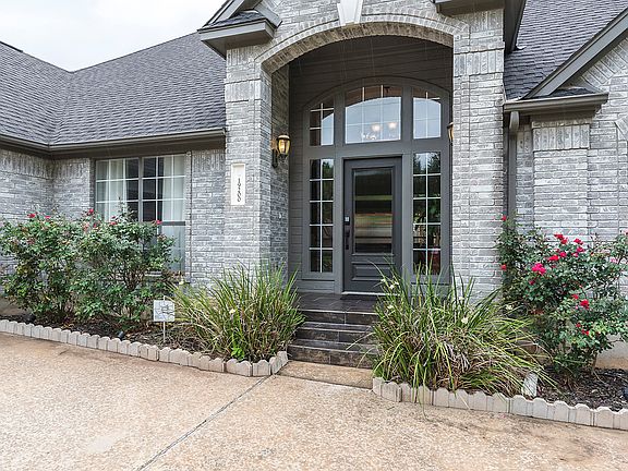 5th image of 19200 Luedtke Ln