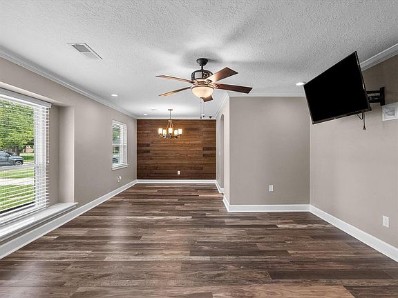 4th image of 11618 Sagehollow Lane