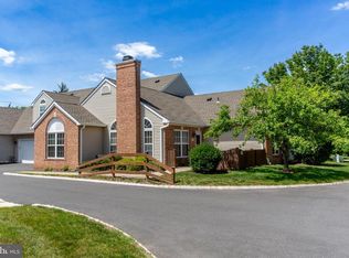 18 Woolsey Ct, Pennington, NJ 08534
