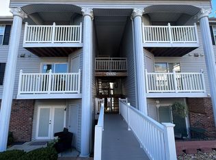 4300 Arrow Tree Dr APT G, Saint Louis, MO 63128