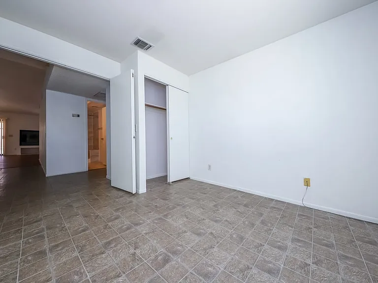 10043 E Bryonwood Ln — Photo 13