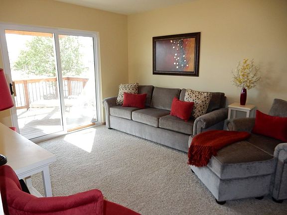 2nd image of 1085 Twilight Dr