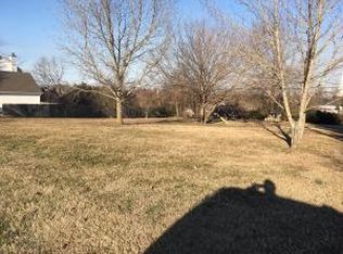 Old Farm Rd N, Harrison, AR 72601