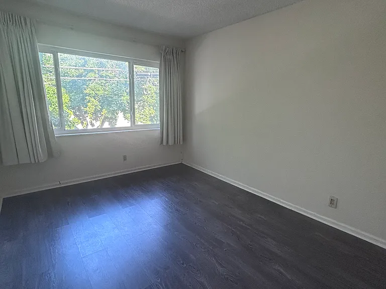 5700 NE 22nd Way #324 — Photo 10