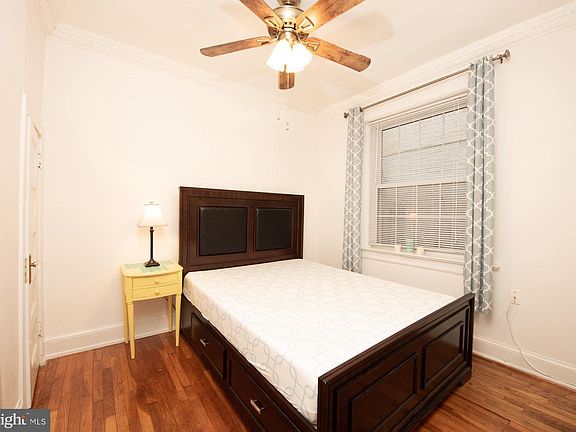 5th image of 3520 W Pl NW APT 101