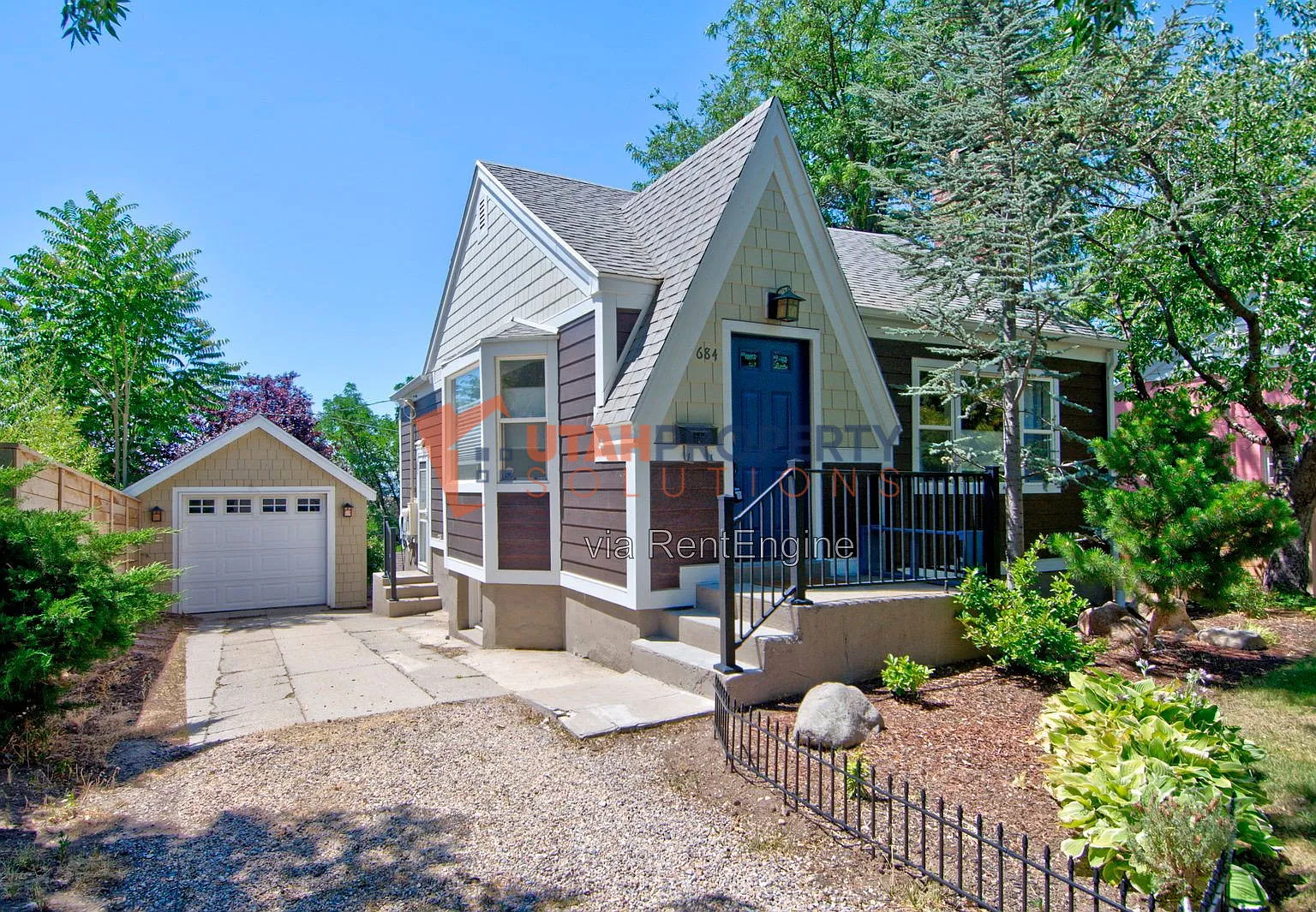 3 bed, 2.0 bath, 1684 sqft, $2,645 — Photo 3