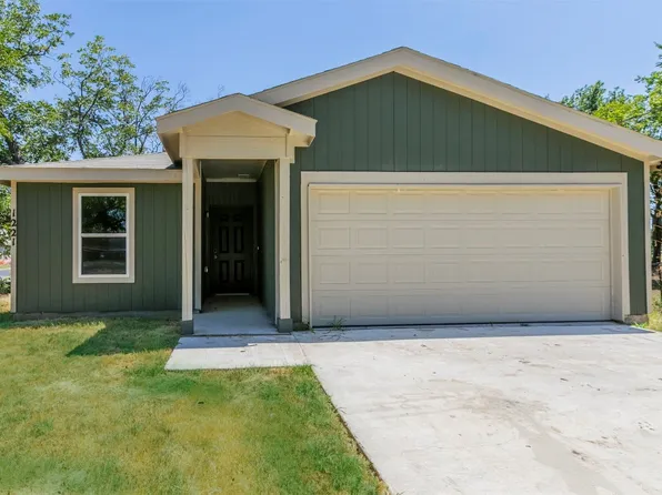 1221 E 8th Ave, Corsicana, TX 75110