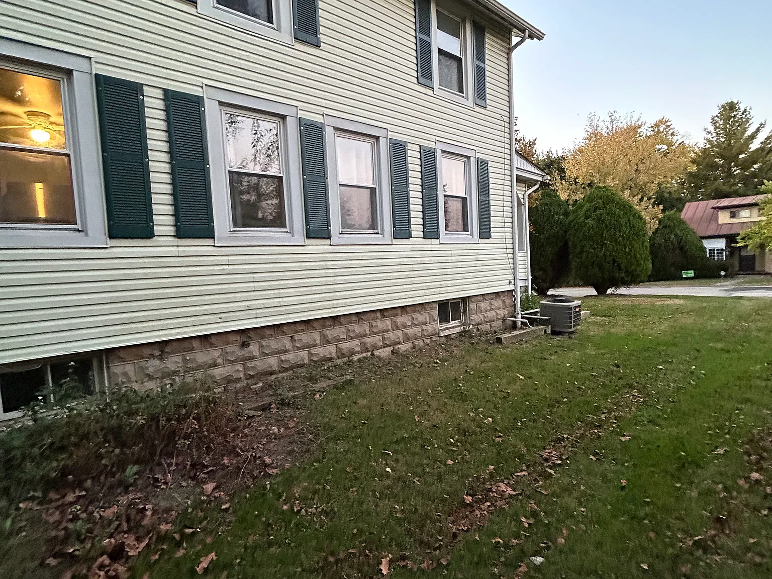 2 bed, 2.5 bath, 1250 sqft, $1,900 — Photo 3