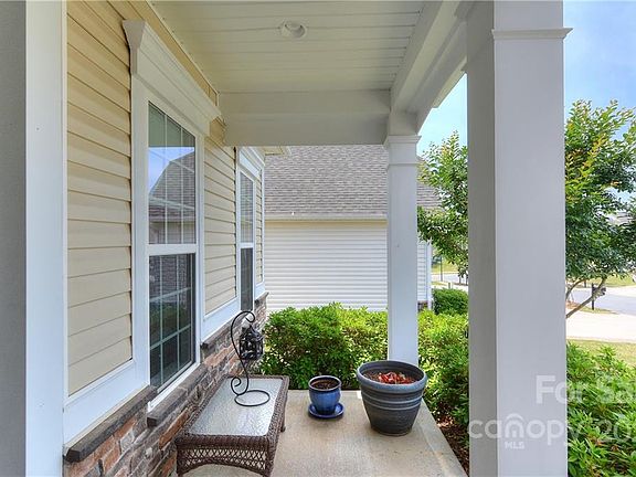 4th image of 2008 Sunflower Ct