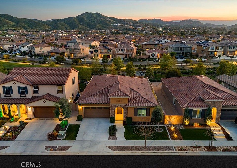 1st image of 29819 Saddle Ranch Pl