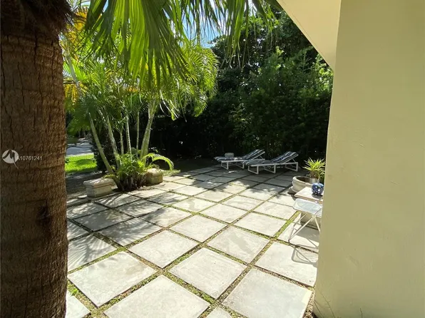 32 Camden Dr APT 3, Bal Harbour, FL 33154