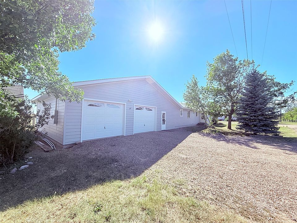 1st image of 608 1st St