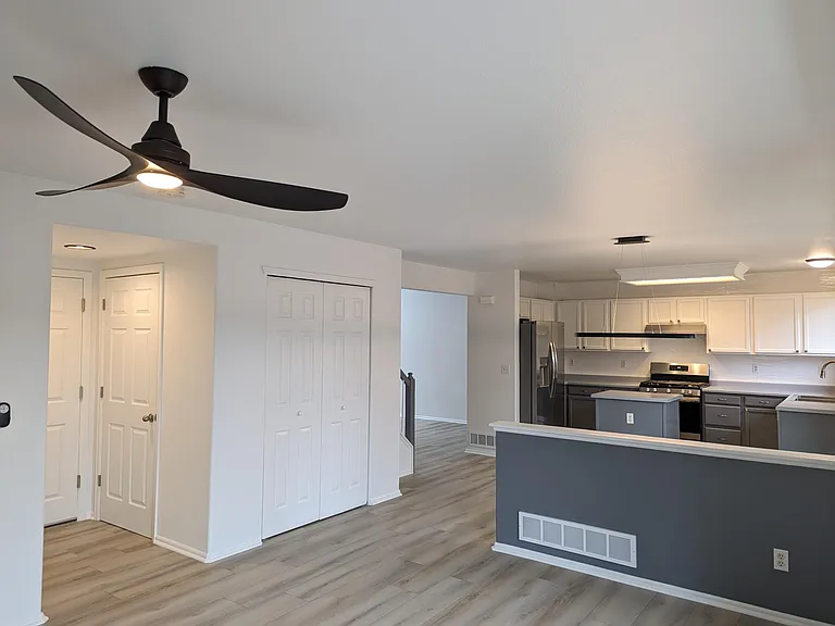 9464 W Hinsdale Pl — Photo 18