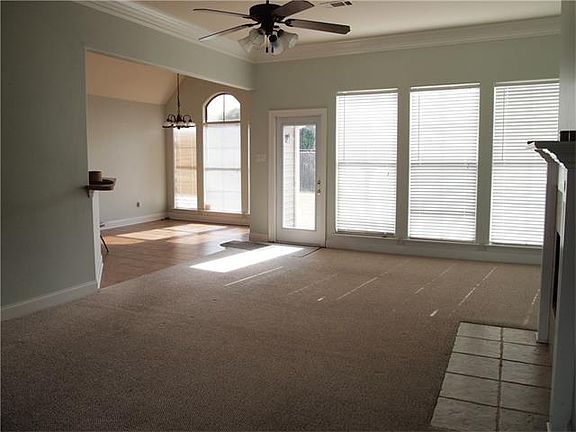 3rd image of 314 Madewood Dr