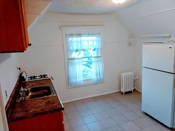 2nd image of 94 Kimball Ave