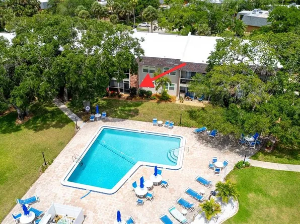 3800 Saxon Dr #B-150, New Smyrna Beach, FL 32169