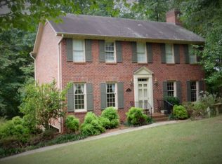 983 Lake Forest Ct, Eden, NC 27288