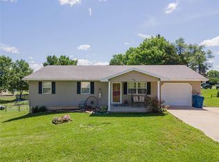 414 N Olive St, Vienna, MO 65582