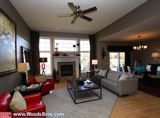 5400 Troon Dr, Lincoln, NE 68526