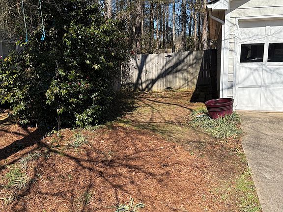 4th image of 109 Layla Ct