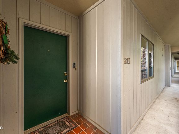 4th image of 1130 Ski View Dr Suite 210