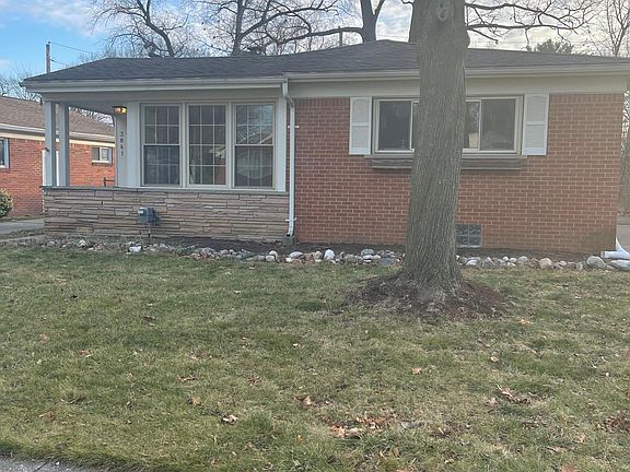 2nd image of 3023 Sylvan Dr