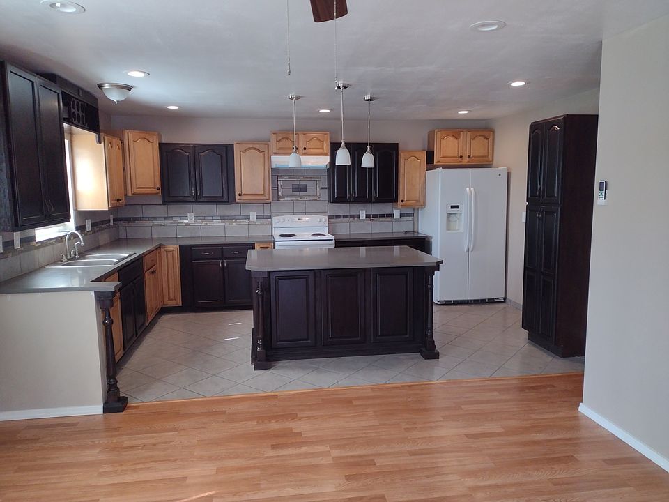 1st image of 1314 Mozi Ln