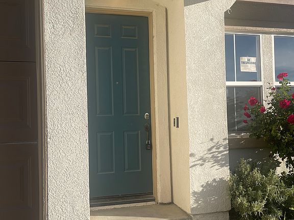 2nd image of 31952 Hollyhock Way