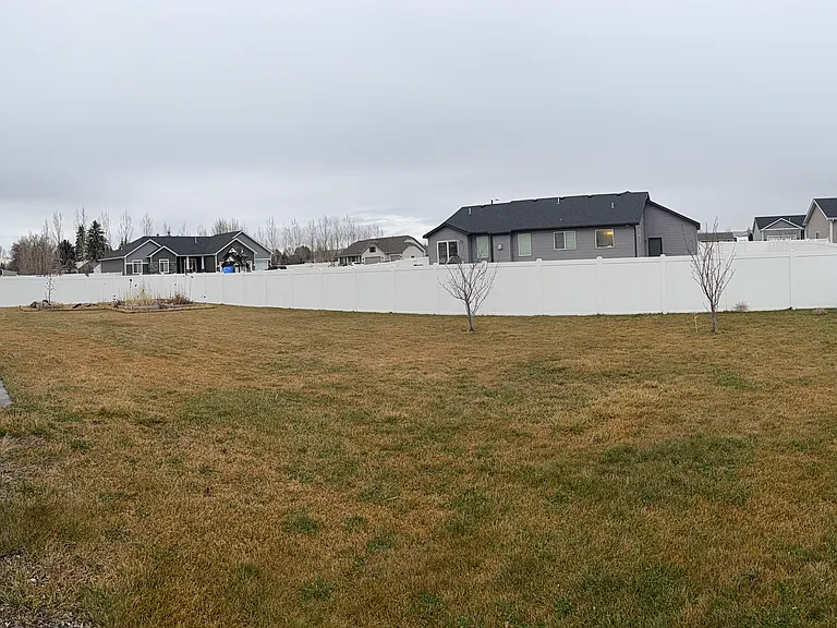 311 S Emery Ln — Photo 11