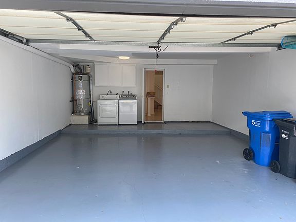 4th image of 3523 Summershore Ln