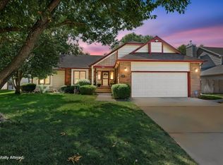 14001 E Lakeview Dr, Wichita, KS 67230