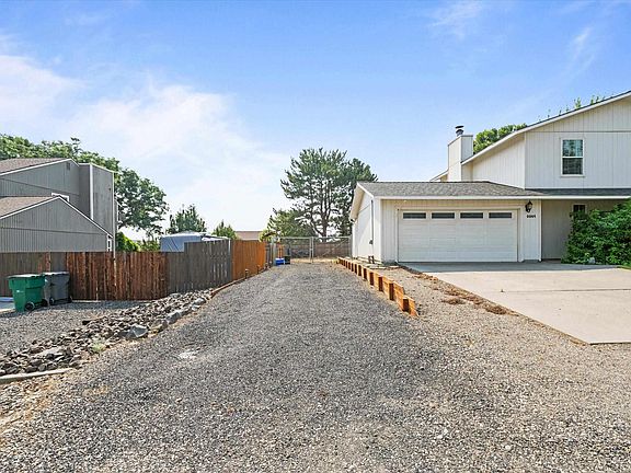 3rd image of 5001 S Dayton Pl