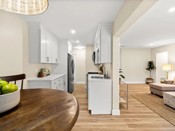 54 Shrewsbury Green Dr, Shrewsbury, MA