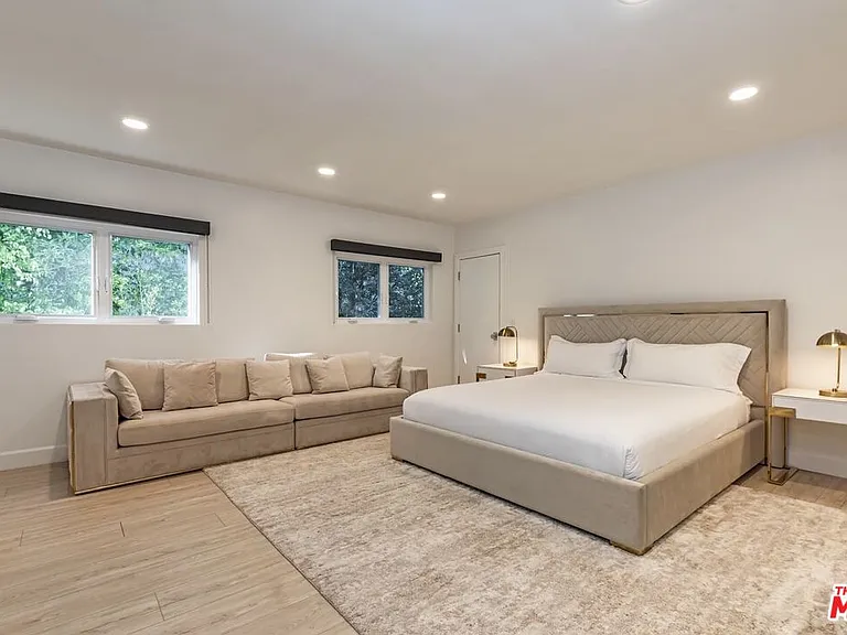 703 N Maple Dr — Photo 27