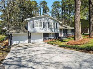 3960 Wedgefield Cir, Decatur, GA 30035