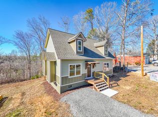 359 Sunrise St, Murphy, NC 28906