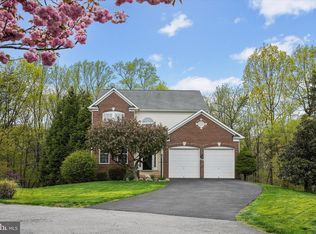 8480 Catia Ln, Springfield, VA 22153