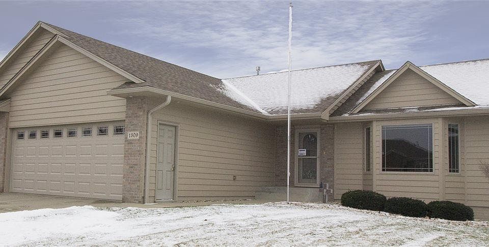 1st image of 1309 W Murphy Dr
