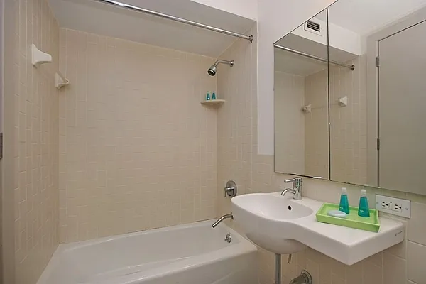 Rented by Corcoran | media 6