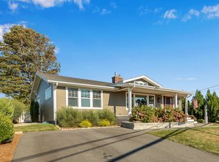 892 Eastern Point Rd, Groton, CT 06340