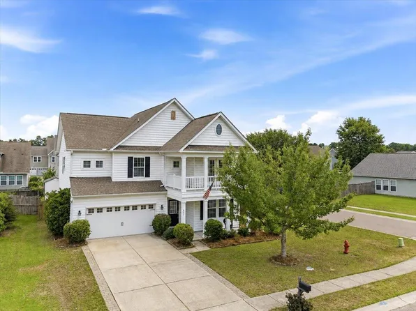 632 Silver Moss Dr, Moncks Corner, SC 29461