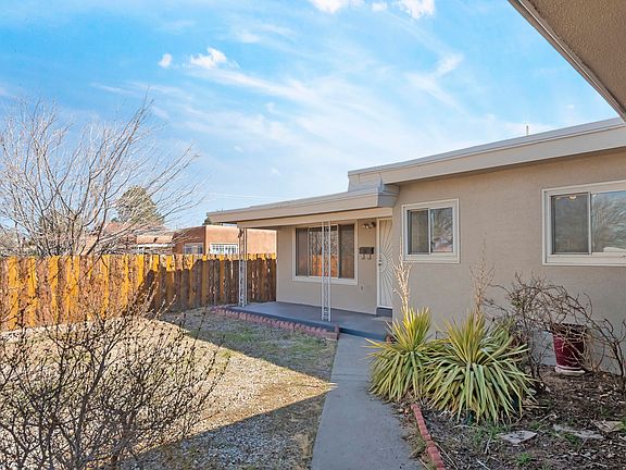 5th image of 430 Mesilla St NE