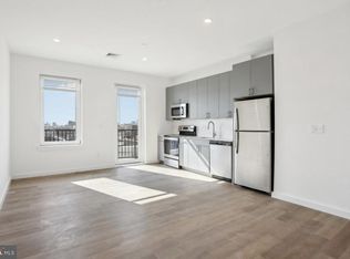 1701 N Front St #802, Philadelphia, PA 19122