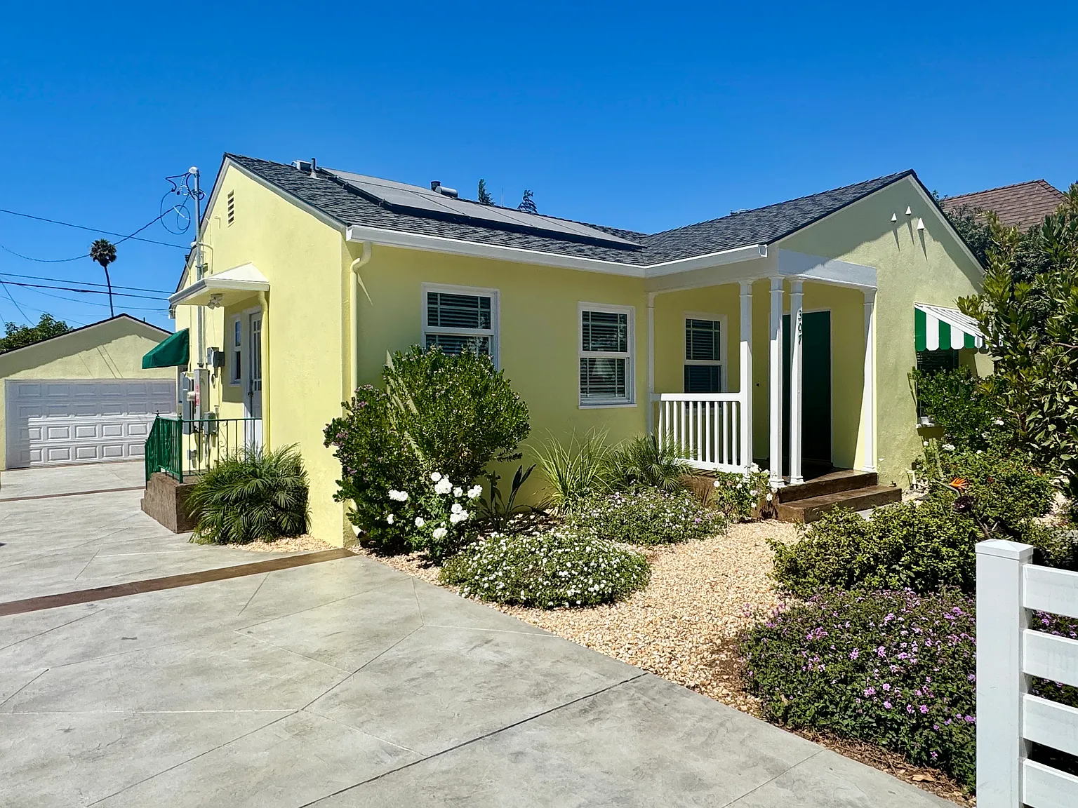 2 bed, 1315 sqft, $4,000 — Photo 2