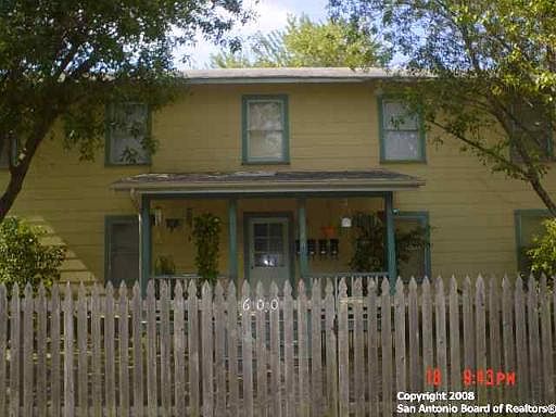 1st image of 600 CARSON ST