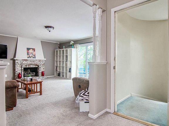 2nd image of 5702 Metcalf Ct