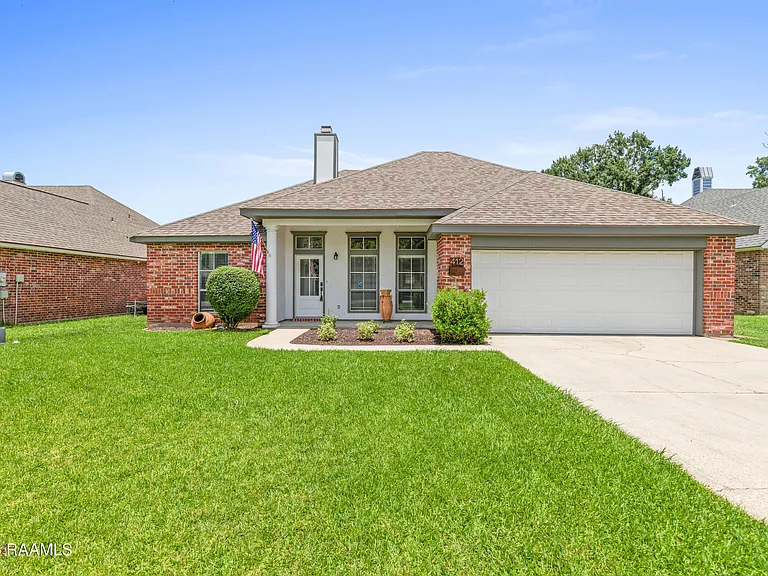 412 Crest Cir — Photo 26