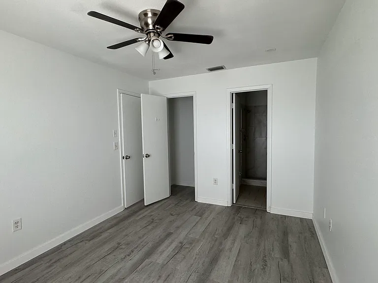 6428 Hamlet Dr #A — Photo 17