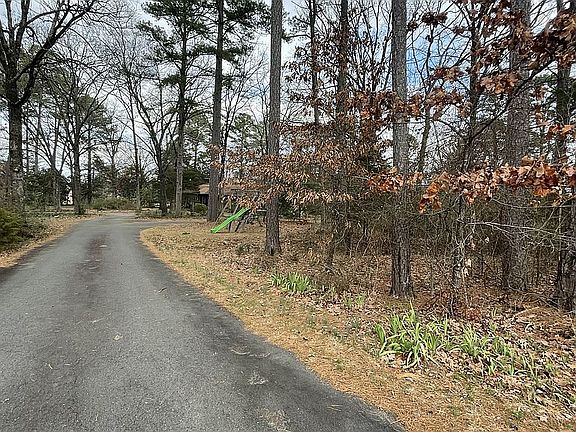 4th image of 59 Hanna Ln
